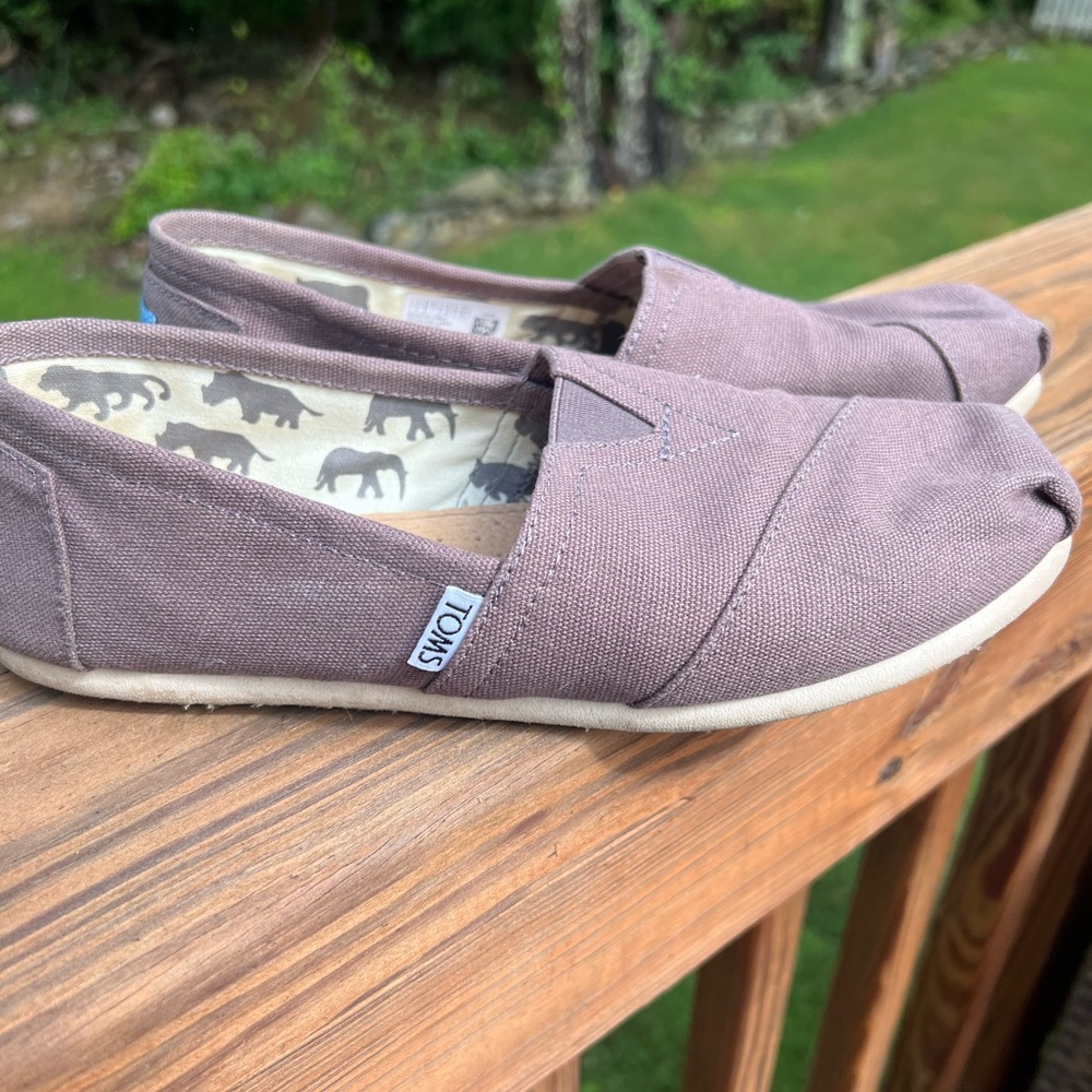 TOMS Moccasins - Tan